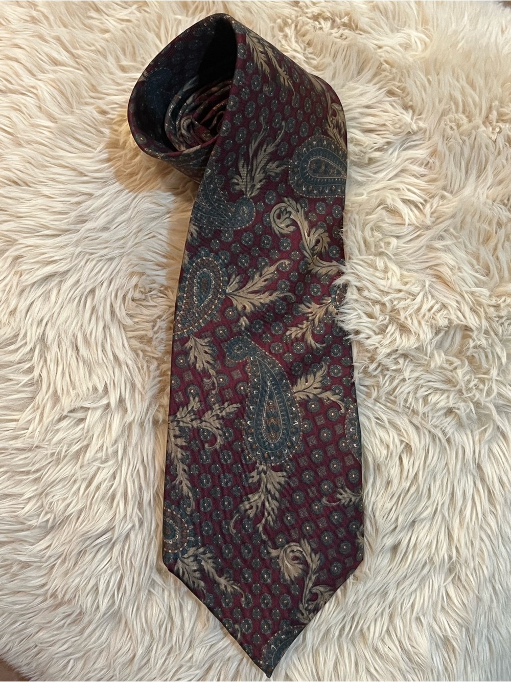 Vintage Bill Blass Lord & Taylor 100% Silk Paisley Tie Made in USA